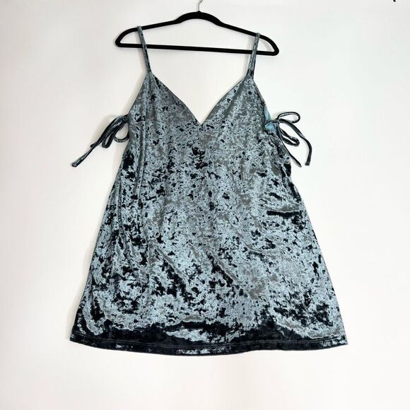 Tobi Dress Women Medium Crushed Velvet Side Slit Blue Sleeveless V Neck Mini New - Picture 1 of 9